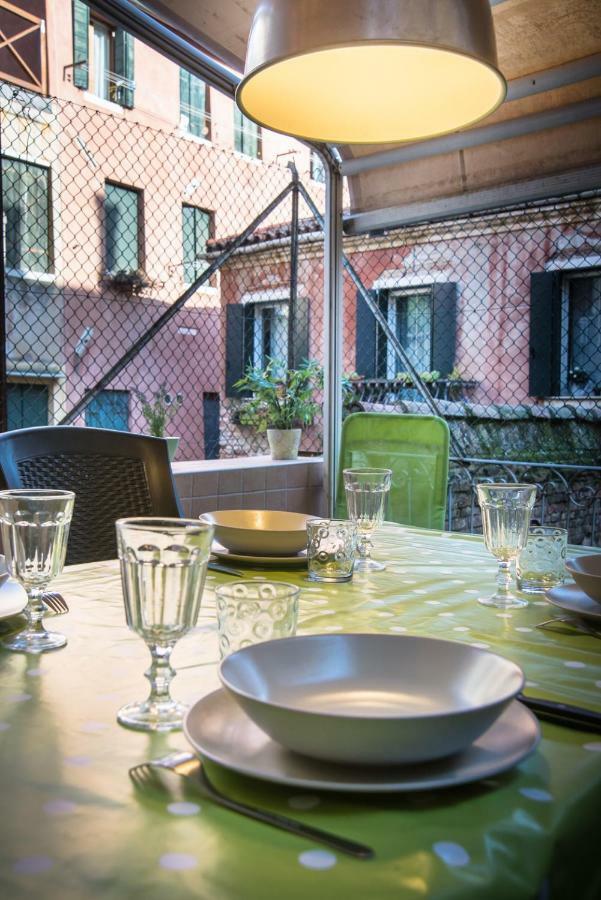 Terrazzina - Romantic Pied A Terre At The Heart Of Cannaregio District 베니스 외부 사진